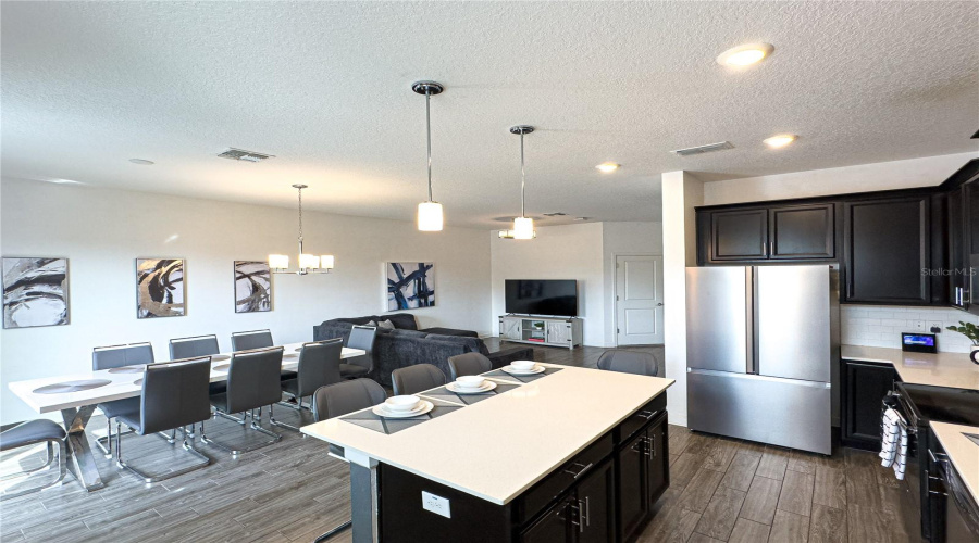 Kissimmee, Florida 34746, 3 Bedrooms Bedrooms, ,2 Bathroomsbathrooms,Residential,For Sale,Tribute,Mfrs5128368