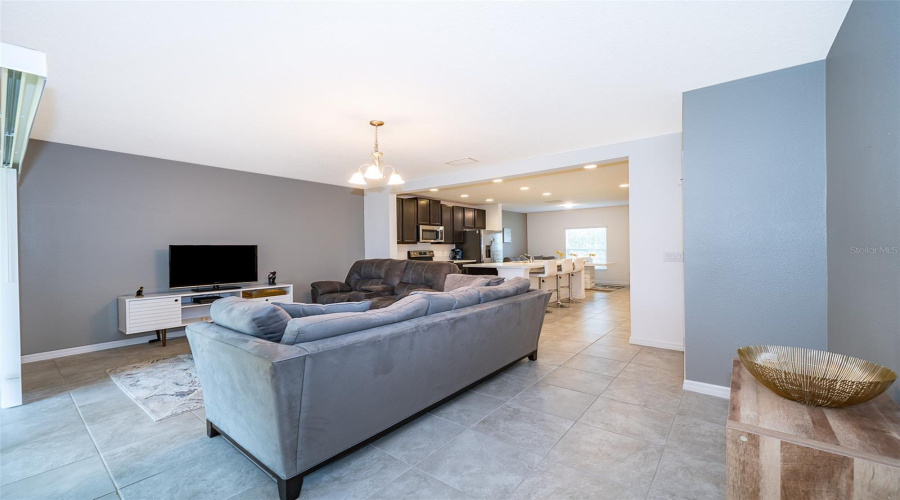 Davenport, Florida 33837, 3 Bedrooms Bedrooms, ,2 Bathroomsbathrooms,Residential,For Sale,Claire,Mfro6315545