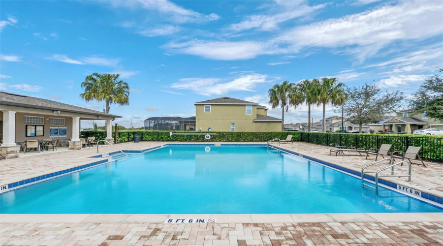 Davenport, Florida 33897, 4 Bedrooms Bedrooms, ,2 Bathroomsbathrooms,Residential,For Sale,Williamson,Mfro6315769