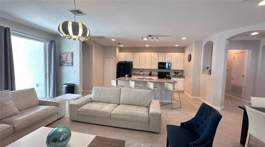 KISSIMMEE, Florida 34746, 4 Bedrooms Bedrooms, ,3 BathroomsBathrooms,Residential,For Sale,MONADO,0,MFRS5128414