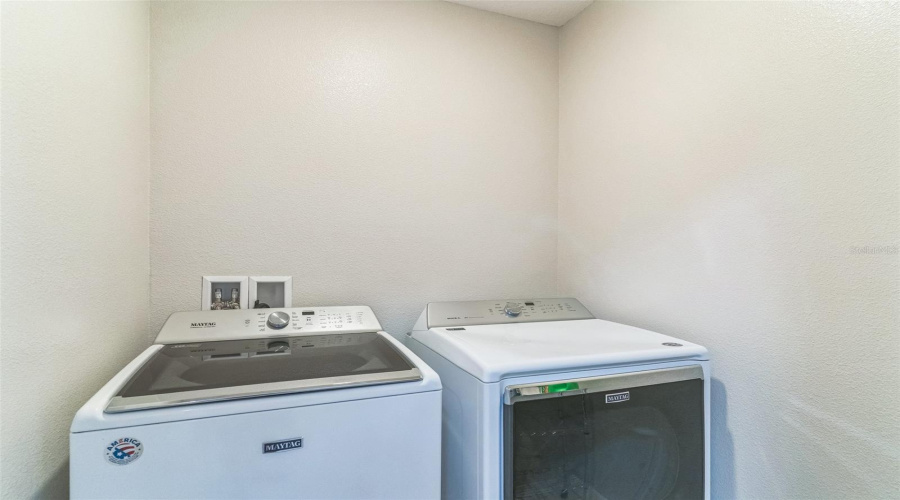Davenport, Florida 33837, 4 Bedrooms Bedrooms, ,2 Bathroomsbathrooms,Residential,For Sale,Sardinia,Mfrtb8393808