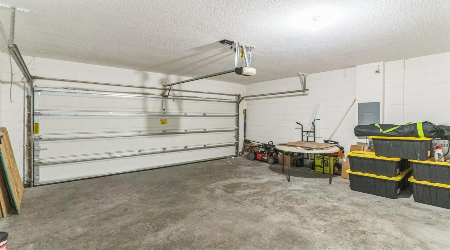 Davenport, Florida 33837, 4 Bedrooms Bedrooms, ,2 Bathroomsbathrooms,Residential,For Sale,Sardinia,Mfrtb8393808