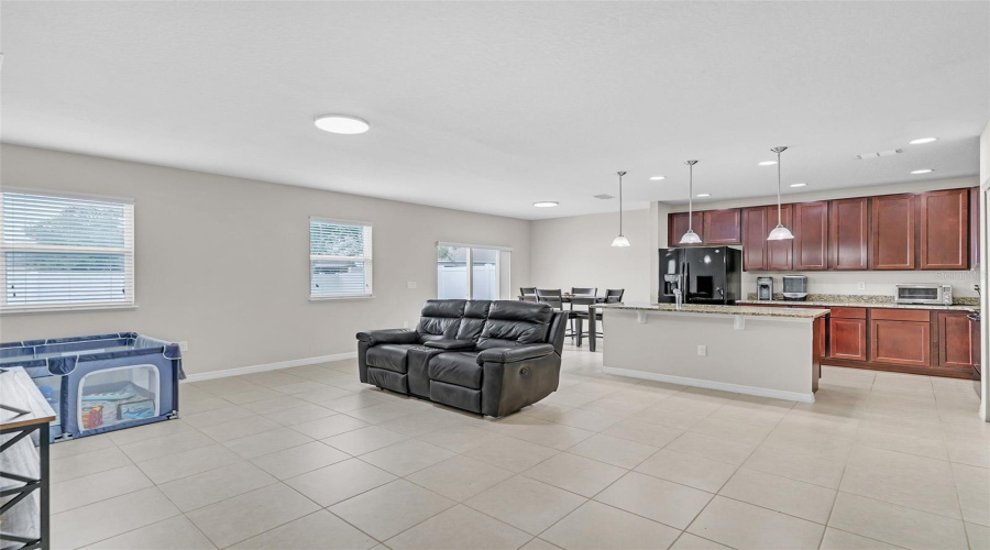 Davenport, Florida 33837, 4 Bedrooms Bedrooms, ,2 Bathroomsbathrooms,Residential,For Sale,Sardinia,Mfrtb8393808