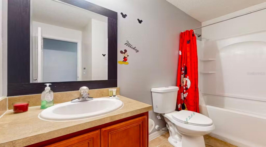 Kissimmee, Florida 34746, 3 Bedrooms Bedrooms, ,3 Bathroomsbathrooms,Residential,For Sale,Paradise Cay,Mfrtb8393909
