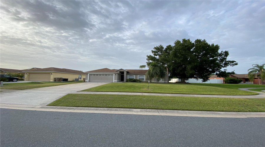 KISSIMMEE, Florida 34746, 3 Bedrooms Bedrooms, ,2 BathroomsBathrooms,Residential,For Sale,AUGUSTA,0,MFRR4909435