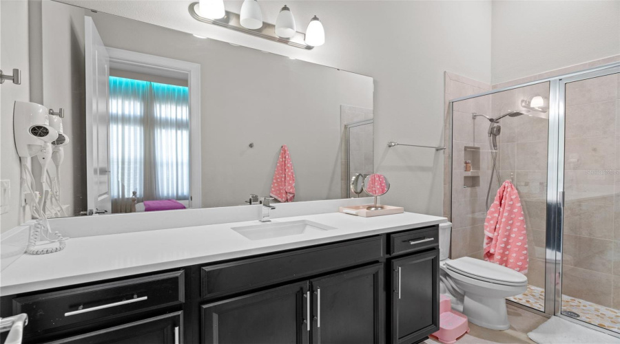 Orlando, Florida 32836, 4 Bedrooms Bedrooms, ,3 Bathroomsbathrooms,Residential,For Sale,Chilton,Mfro6313429