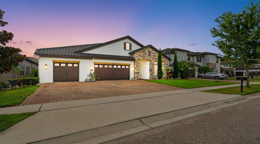 Orlando, Florida 32836, 4 Bedrooms Bedrooms, ,3 Bathroomsbathrooms,Residential,For Sale,Chilton,Mfro6313429