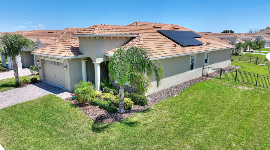 DAVENPORT, Florida 33896, 4 Bedrooms Bedrooms, ,2 BathroomsBathrooms,Residential,For Sale,DOWNSWING,0,MFRS5128479