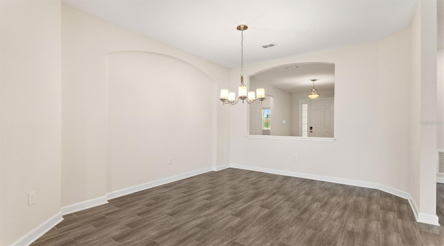 DAVENPORT, Florida 33896, 4 Bedrooms Bedrooms, ,2 BathroomsBathrooms,Residential,For Sale,DOWNSWING,0,MFRS5128479