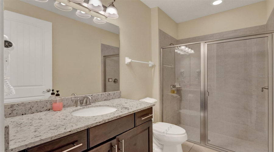 Kissimmee, Florida 34747, 8 Bedrooms Bedrooms, ,7 Bathroomsbathrooms,Residential,For Sale,Brookhurst,Mfrs5128335