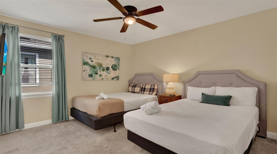 Kissimmee, Florida 34747, 8 Bedrooms Bedrooms, ,7 Bathroomsbathrooms,Residential,For Sale,Brookhurst,Mfrs5128335