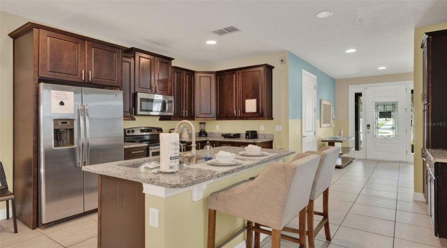 Kissimmee, Florida 34747, 8 Bedrooms Bedrooms, ,7 Bathroomsbathrooms,Residential,For Sale,Brookhurst,Mfrs5128335