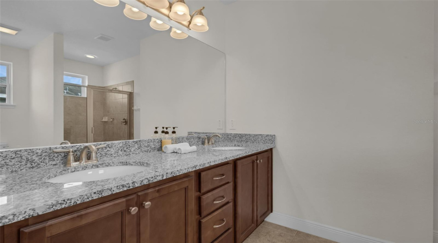 KISSIMMEE, Florida 34747, 8 Bedrooms Bedrooms, ,7 BathroomsBathrooms,Residential,For Sale,MARKER,0,MFRS5128347
