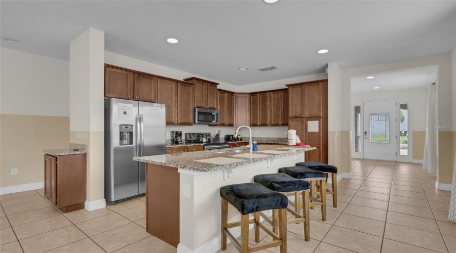 KISSIMMEE, Florida 34747, 8 Bedrooms Bedrooms, ,7 BathroomsBathrooms,Residential,For Sale,MARKER,0,MFRS5128347