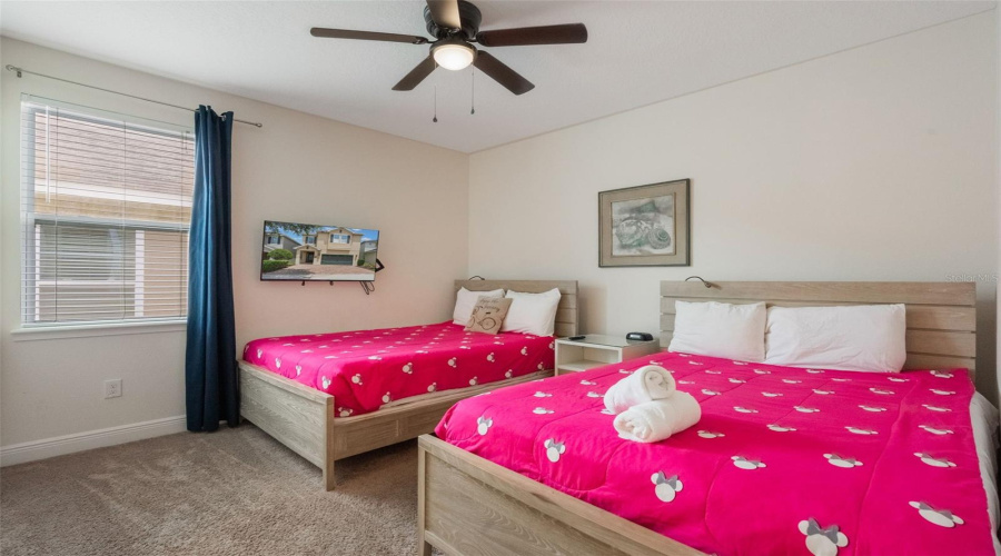 KISSIMMEE, Florida 34747, 8 Bedrooms Bedrooms, ,7 BathroomsBathrooms,Residential,For Sale,PENDANT,0,MFRS5128341