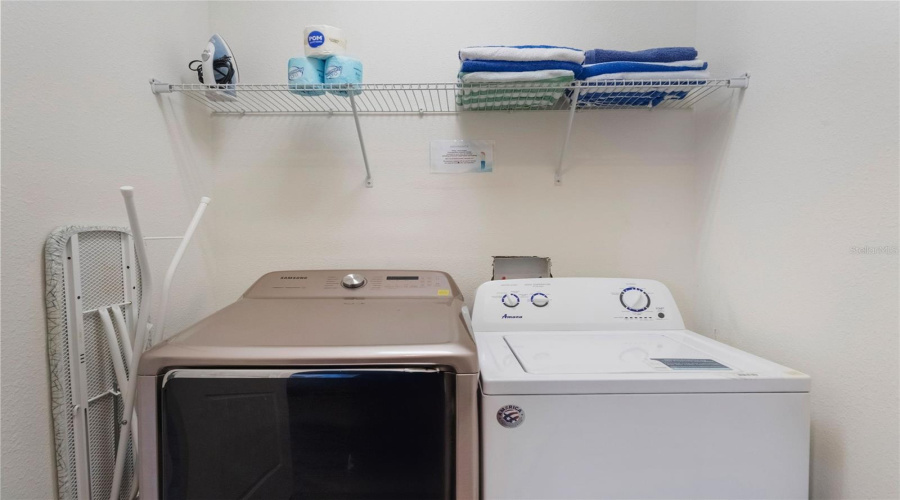 KISSIMMEE, Florida 34747, 8 Bedrooms Bedrooms, ,7 BathroomsBathrooms,Residential,For Sale,PENDANT,0,MFRS5128341