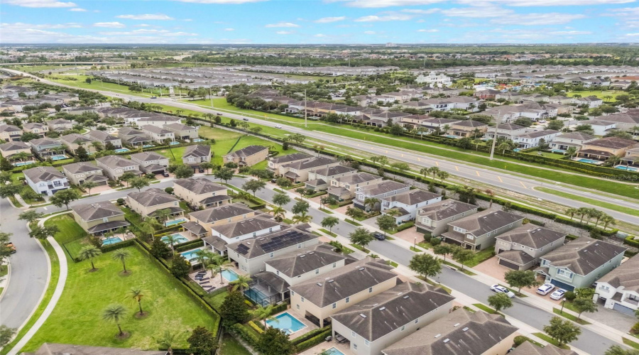 KISSIMMEE, Florida 34747, 8 Bedrooms Bedrooms, ,7 BathroomsBathrooms,Residential,For Sale,PENDANT,0,MFRS5128341