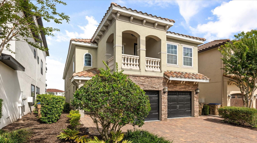 REUNION, Florida 34747, 5 Bedrooms Bedrooms, ,5 BathroomsBathrooms,Residential,For Sale,CASTLE PINES,0,MFRO6312203