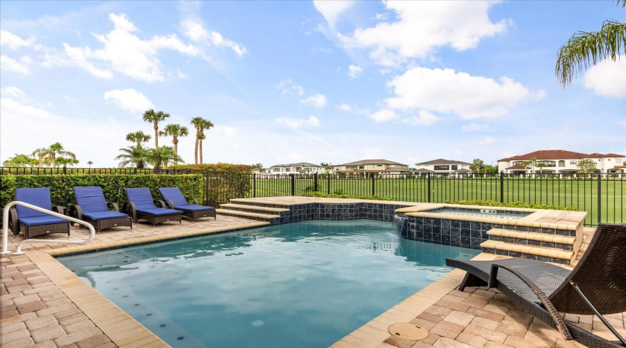 REUNION, Florida 34747, 5 Bedrooms Bedrooms, ,5 BathroomsBathrooms,Residential,For Sale,CASTLE PINES,0,MFRO6312203