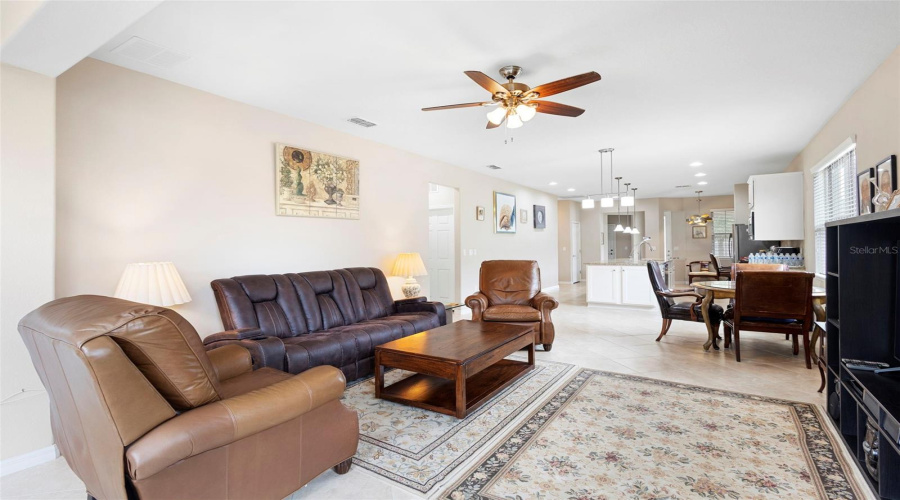 Davenport, Florida 33837, 2 Bedrooms Bedrooms, ,2 Bathroomsbathrooms,Residential,For Sale,Salamanca,Mfro6314385