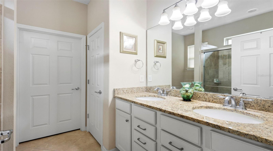 Davenport, Florida 33837, 2 Bedrooms Bedrooms, ,2 Bathroomsbathrooms,Residential,For Sale,Salamanca,Mfro6314385