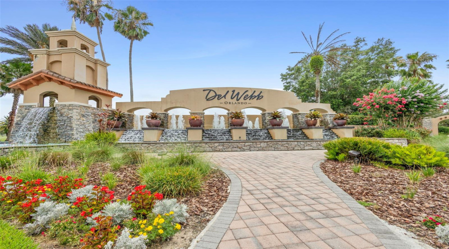 Davenport, Florida 33837, 2 Bedrooms Bedrooms, ,2 Bathroomsbathrooms,Residential,For Sale,Salamanca,Mfro6314385