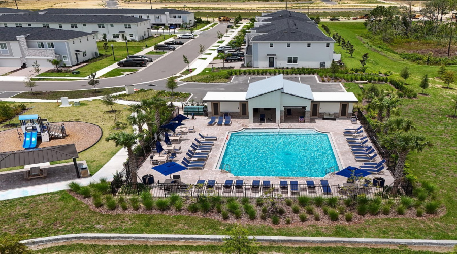 DAVENPORT, Florida 33896, 3 Bedrooms Bedrooms, ,2 BathroomsBathrooms,Residential,For Sale,NINE IRON,0,MFRO6316030