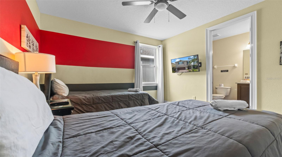 Kissimmee, Florida 34747, 8 Bedrooms Bedrooms, ,7 Bathroomsbathrooms,Residential,For Sale,Lasso,Mfrs5128532