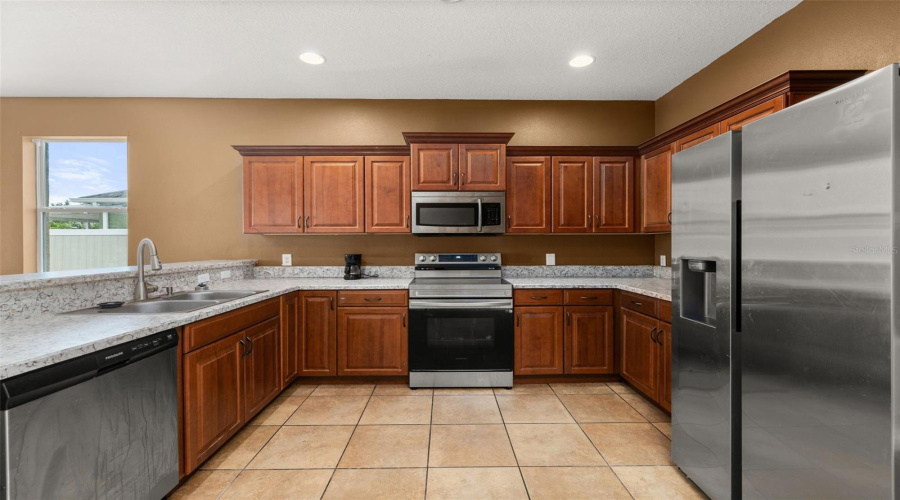 Davenport, Florida 33837, 4 Bedrooms Bedrooms, ,2 Bathroomsbathrooms,Residential,For Sale,Highland Meadows,Mfrs5128530