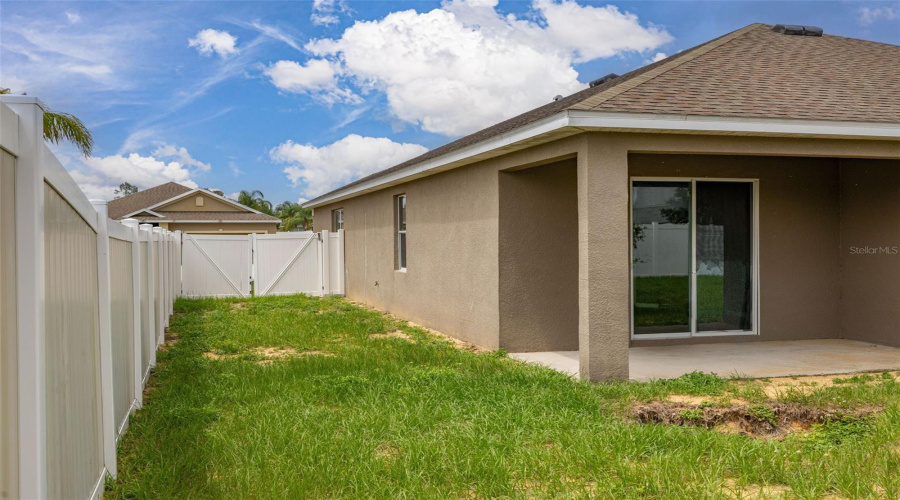 Davenport, Florida 33837, 4 Bedrooms Bedrooms, ,2 Bathroomsbathrooms,Residential,For Sale,Highland Meadows,Mfrs5128530