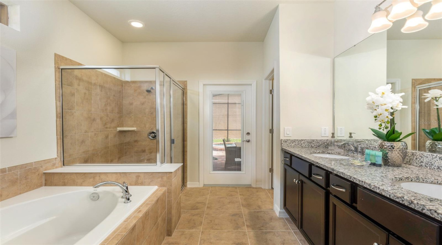 Kissimmee, Florida 34747, 8 Bedrooms Bedrooms, ,6 Bathroomsbathrooms,Residential,For Sale,Corcovado,Mfro6316249