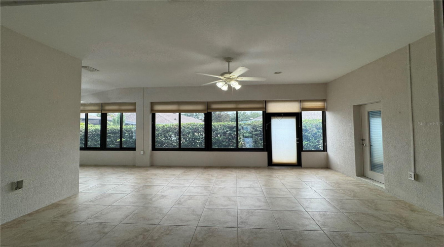 Davenport, Florida 33837, 2 Bedrooms Bedrooms, ,2 Bathroomsbathrooms,Residential,For Sale,Arena,Mfro6316286