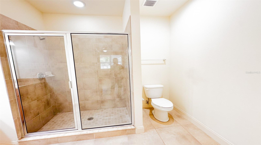 DAVENPORT, Florida 33897, 4 Bedrooms Bedrooms, ,3 BathroomsBathrooms,Residential,For Sale,BELLA VISTA,MFRO6313342