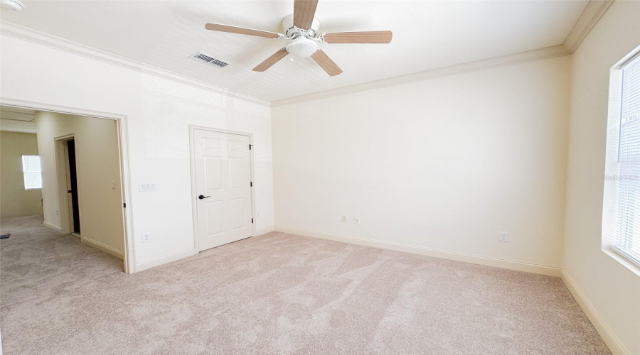DAVENPORT, Florida 33897, 4 Bedrooms Bedrooms, ,3 BathroomsBathrooms,Residential,For Sale,BELLA VISTA,MFRO6313342