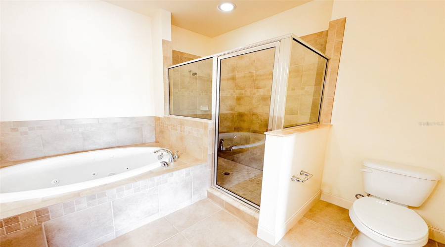 DAVENPORT, Florida 33897, 4 Bedrooms Bedrooms, ,3 BathroomsBathrooms,Residential,For Sale,BELLA VISTA,MFRO6313342