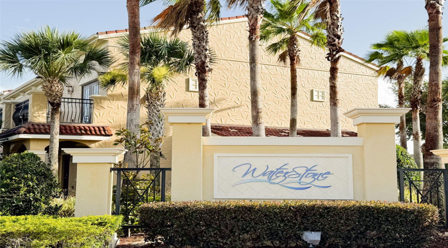 Davenport, Florida 33897, 4 Bedrooms Bedrooms, ,3 Bathroomsbathrooms,Residential,For Sale,Bella Vista,Mfro6313342