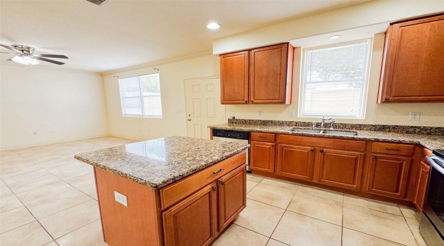 DAVENPORT, Florida 33897, 4 Bedrooms Bedrooms, ,3 BathroomsBathrooms,Residential,For Sale,BELLA VISTA,MFRO6313342