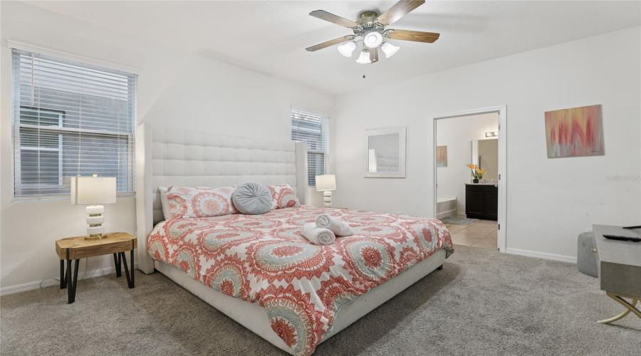 DAVENPORT, Florida 33837, 7 Bedrooms Bedrooms, ,5 BathroomsBathrooms,Residential,For Sale,OAKWOOD,0,MFRO6314543