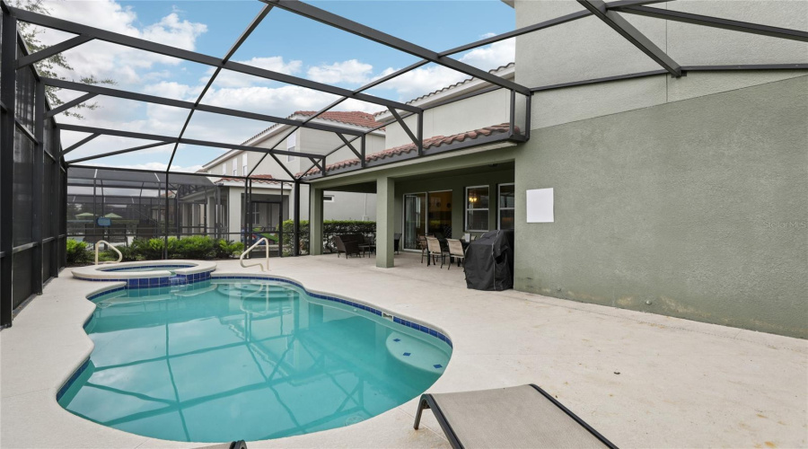DAVENPORT, Florida 33837, 7 Bedrooms Bedrooms, ,5 BathroomsBathrooms,Residential,For Sale,OAKWOOD,0,MFRO6314543