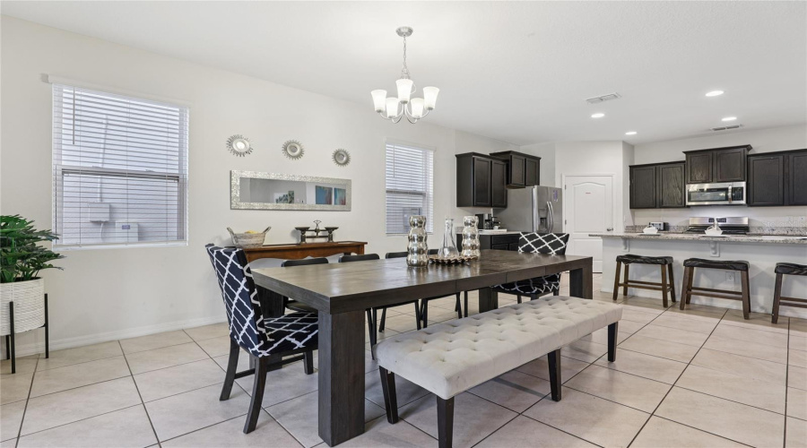 DAVENPORT, Florida 33837, 7 Bedrooms Bedrooms, ,5 BathroomsBathrooms,Residential,For Sale,OAKWOOD,0,MFRO6314543