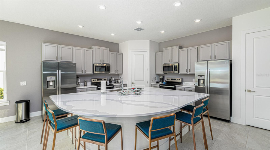 REUNION, Florida 34747, 9 Bedrooms Bedrooms, ,9 BathroomsBathrooms,Residential,For Sale,COYOTE CREEK,MFRS5128401