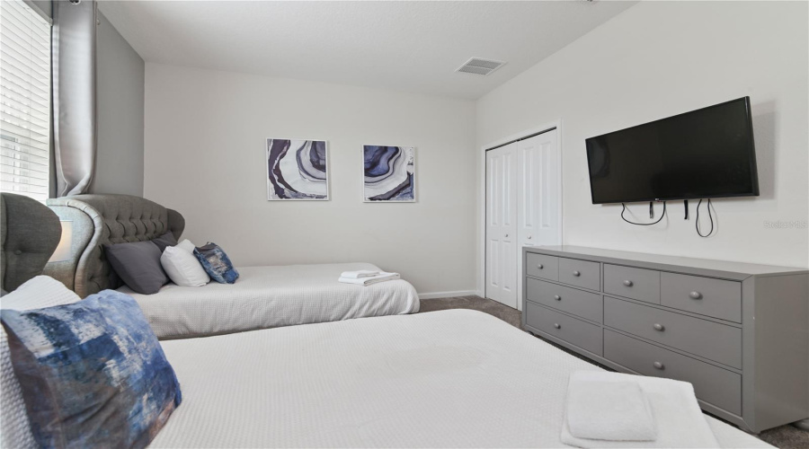 Davenport, Florida 33896, 3 Bedrooms Bedrooms, ,2 Bathroomsbathrooms,Residential,For Sale,Ocean Course,Mfrs5128528