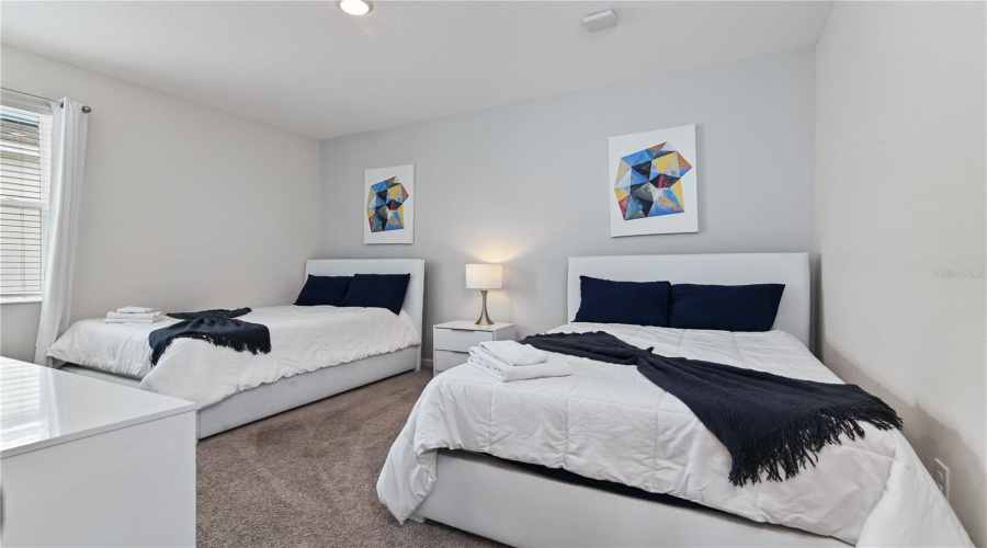 Davenport, Florida 33896, 3 Bedrooms Bedrooms, ,2 Bathroomsbathrooms,Residential,For Sale,Ocean Course,Mfrs5128528