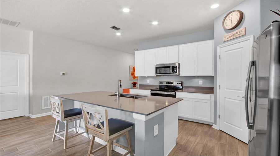 Davenport, Florida 33837, 3 Bedrooms Bedrooms, ,2 Bathroomsbathrooms,Residential,For Sale,Citrus Reserve,Mfrg5098022