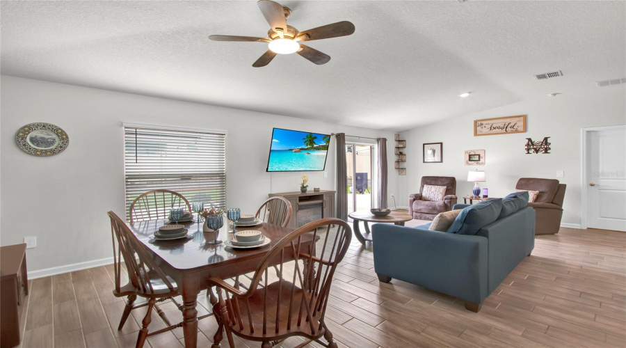 Davenport, Florida 33837, 3 Bedrooms Bedrooms, ,2 Bathroomsbathrooms,Residential,For Sale,Citrus Reserve,Mfrg5098022
