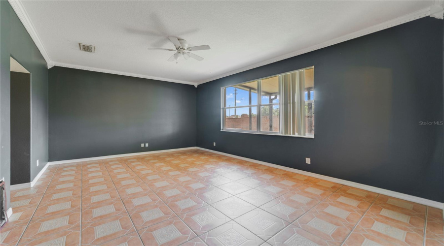 Kissimmee, Florida 34746, 4 Bedrooms Bedrooms, ,2 Bathroomsbathrooms,Residential,For Sale,Eagle Creek,Mfro6316369