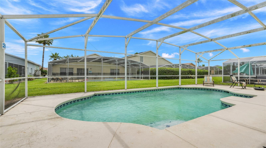DAVENPORT, Florida 33897, 3 Bedrooms Bedrooms, ,2 BathroomsBathrooms,Residential,For Sale,LOCKBREEZE,0,MFRO6316406