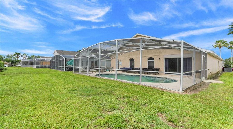 DAVENPORT, Florida 33897, 3 Bedrooms Bedrooms, ,2 BathroomsBathrooms,Residential,For Sale,LOCKBREEZE,0,MFRO6316406