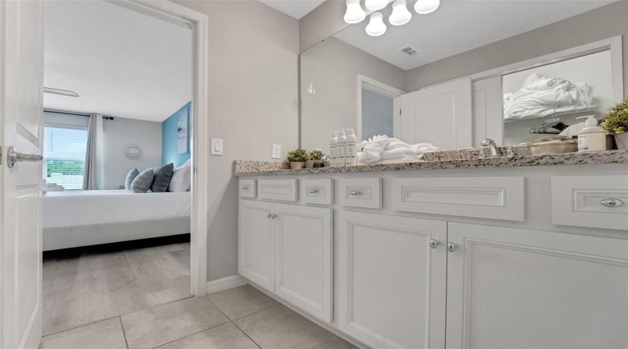 DAVENPORT, Florida 33897, 5 Bedrooms Bedrooms, ,4 BathroomsBathrooms,Residential,For Sale,GARDENIA,0,MFRO6316353