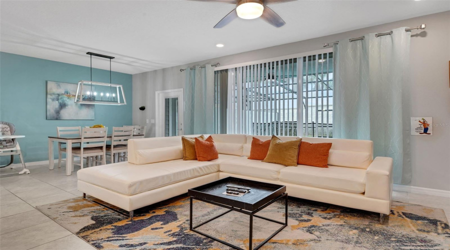 DAVENPORT, Florida 33897, 5 Bedrooms Bedrooms, ,4 BathroomsBathrooms,Residential,For Sale,GARDENIA,0,MFRO6316353